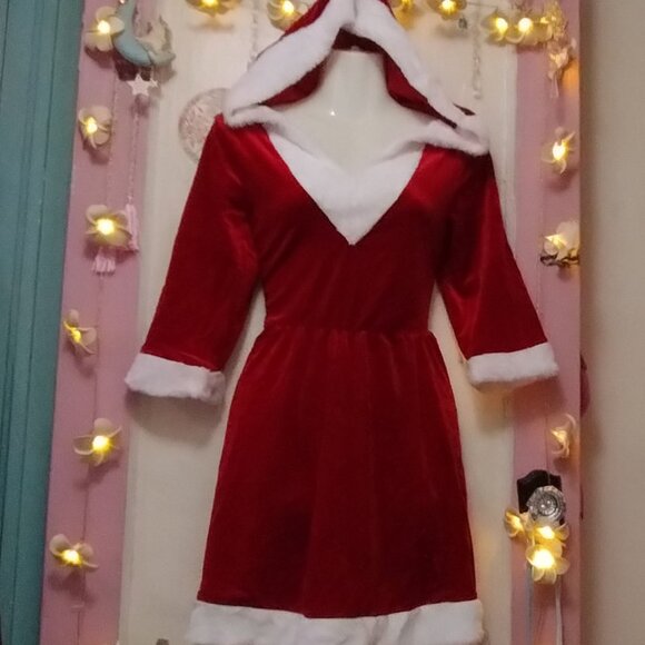 RSLove (M) Red Velvet with Faux Fur Trim Hooded Mini Ms. Clause Dress - Picture 2 of 9